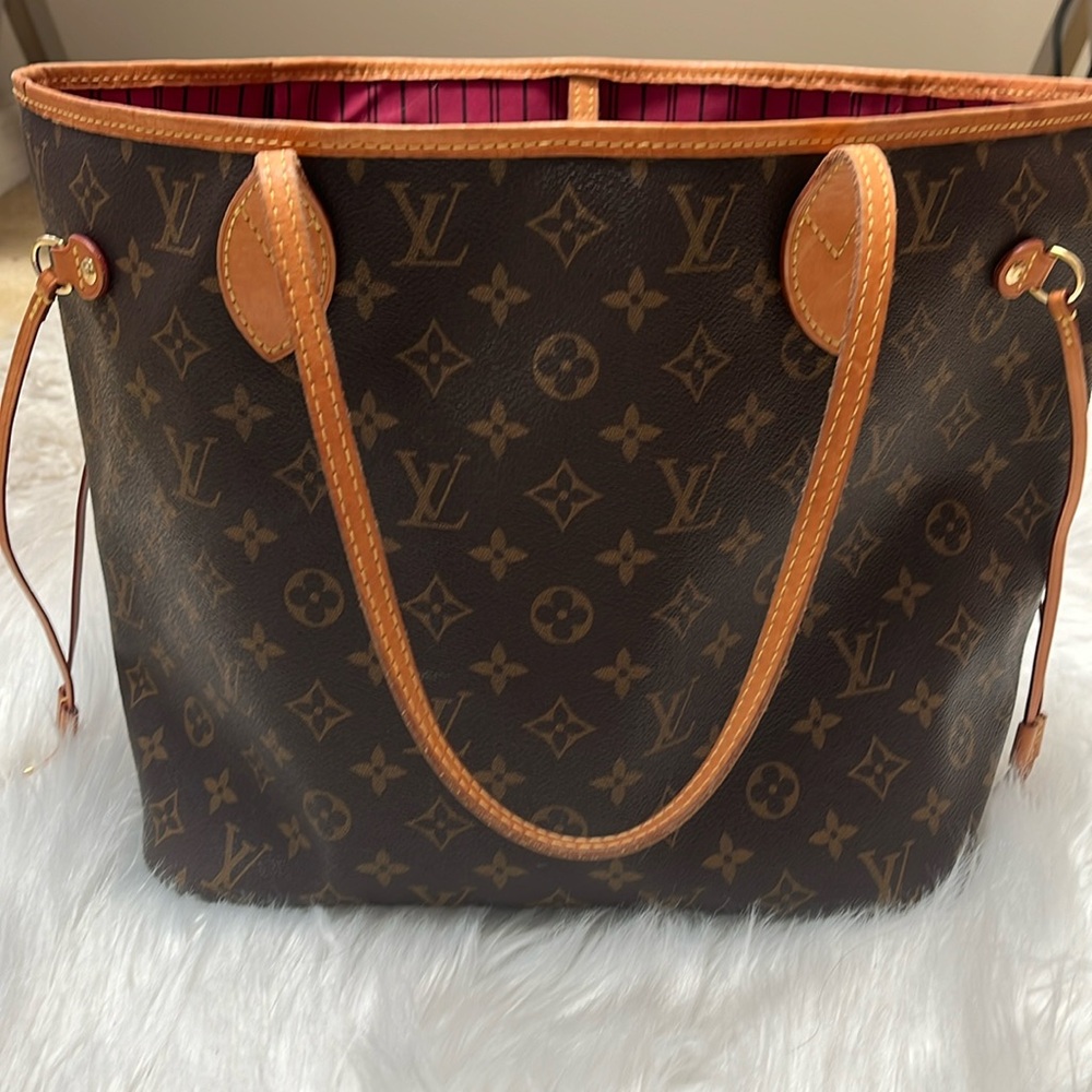 LV Neverfull MM Monogram Tote Bag